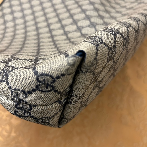 GUCCI AUTHENTIC GG CANVAS AND LEATHER SHERRY LINE TOTE - Picture 4 of 12